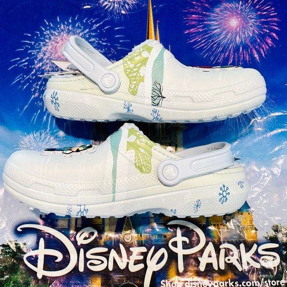 💙 Disney Christmas Holiday 2023 Crocs Mickey And Minnie Skating New with tags - Picture 7 of 14